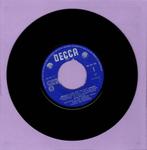 Blue Diamonds – Marching Along The Blue Diamonds (7-Vinyl-S, Ophalen of Verzenden, Nieuw in verpakking