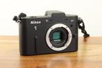 Nikon 1, V1 BODY + Accessoires Appareil photo numérique, Audio, Tv en Foto, Nieuw