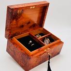 Sieradendoos - Sieradendoos, Loupe de Thuya, fluweel,