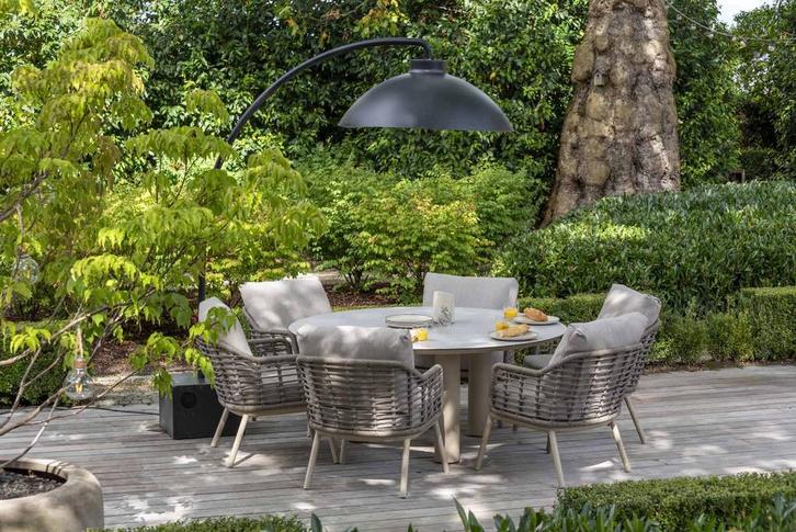 Taste by 4 Seasons Puglia low tuinset latte met Donato tafel, Tuin en Terras, Tuinsets en Loungesets