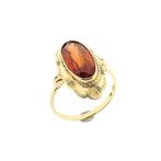 Gouden ring gezet met synthetische oranje/rode saffier, Handtassen en Accessoires, Ringen, Gebruikt, Overige kleuren, Ophalen of Verzenden