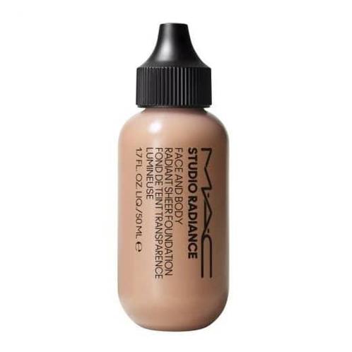 MAC Studio Radiance Face & Body Foundation W2 50 ml, Handtassen en Accessoires, Uiterlijk | Cosmetica en Make-up, Nieuw, Verzenden