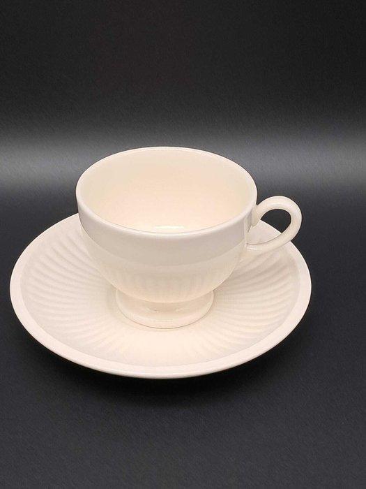 Wedgwood - Tafelservies (6) - Aardewerk - Edme - Queens, Antiek en Kunst, Antiek | Meubels | Tafels