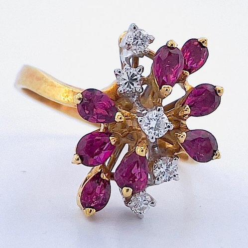 Bague - 18 carats Or jaune Rubis - Diamant, Handtassen en Accessoires, Ringen