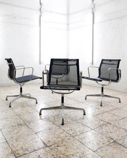 Vitra - Charles & Ray Eames - Chaise de bureau (4) - Chaise, Antiek en Kunst, Antiek | Meubels | Stoelen en Sofa's