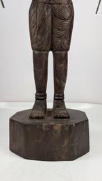 Antiek Khmer-stijl bronzen Lokeshvara-standbeeld in, Antiek en Kunst