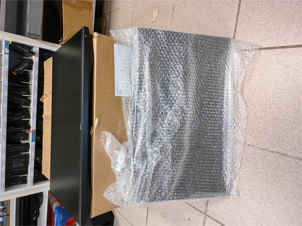 Veiling - Dell Monitoren met ophangsysteem - In Nette Staat, Computers en Software, Monitoren, Gebruikt