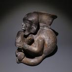 Colima, Mexico, Terracotta Figuurlijk vat. 13 cm H. 100