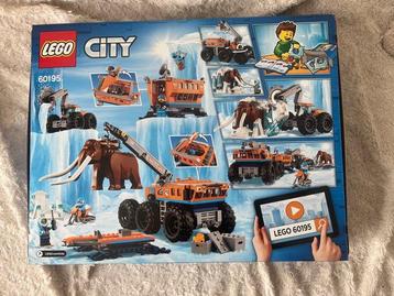 Lego Set - Arctic - Arctic Mobile Exploration Base (60195)