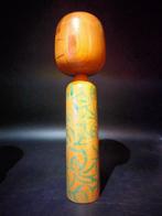 Isetsu Kuribayashi - Beeldje, Prachtige Sosaku Kokeshi