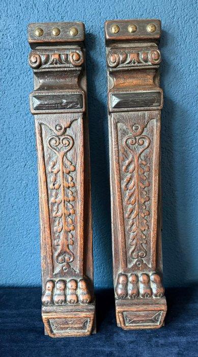 Snijwerk, Gotische pilasters - 51 cm - Eik, Antiek en Kunst, Kunst | Niet-Westerse kunst