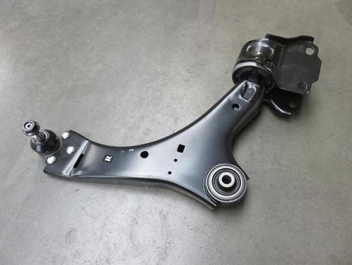 Rechtse draagarm VOLVO V70/V60/S60/S80 of FORD MONDEO/GALAXY, Autos : Pièces & Accessoires, Suspension & Châssis, Enlèvement