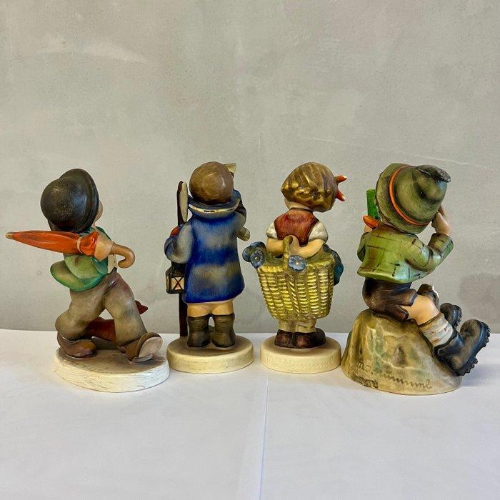 Goebel - Beeldje - Lot Of 4 Restored Figurines (4) -, Antiek en Kunst, Curiosa en Brocante