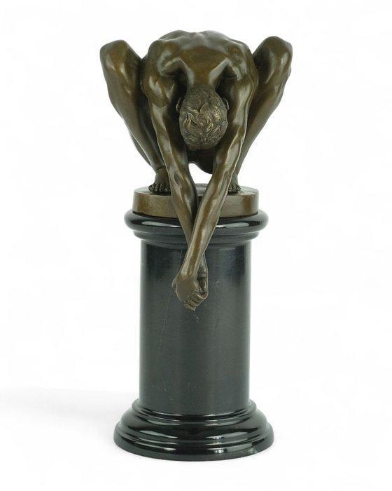 Césaro - sculptuur, Crouching Male - 28 cm - Brons, Marmer, Antiek en Kunst, Curiosa en Brocante