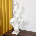 José Soler Art - White. Textured base - No reserve