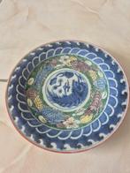 Porseleinen bord uit China, 19e eeuw, Qing-dynastie, met, Antiek en Kunst