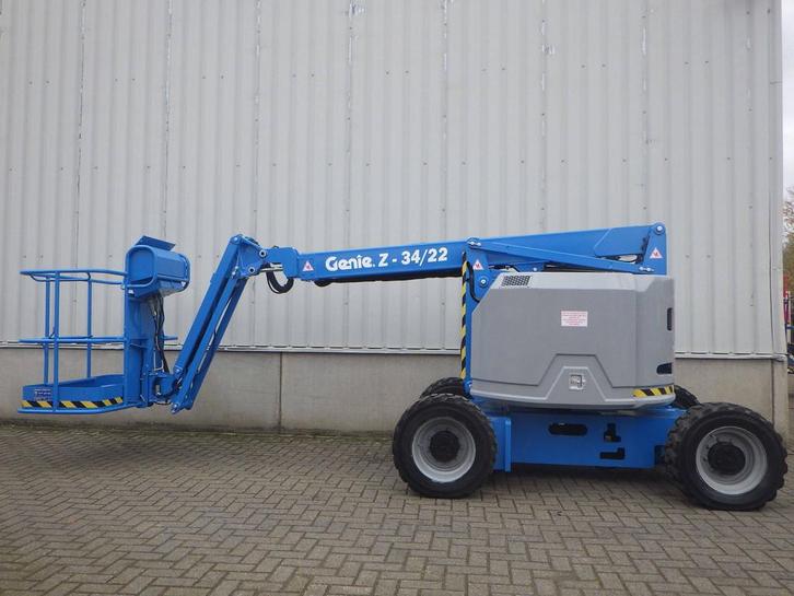 Veiling: Kniktelescoophoogwerker Genie Z-34/22 Diesel 12.62m, Zakelijke goederen, Machines en Bouw | Liften, Steigers en Ladders