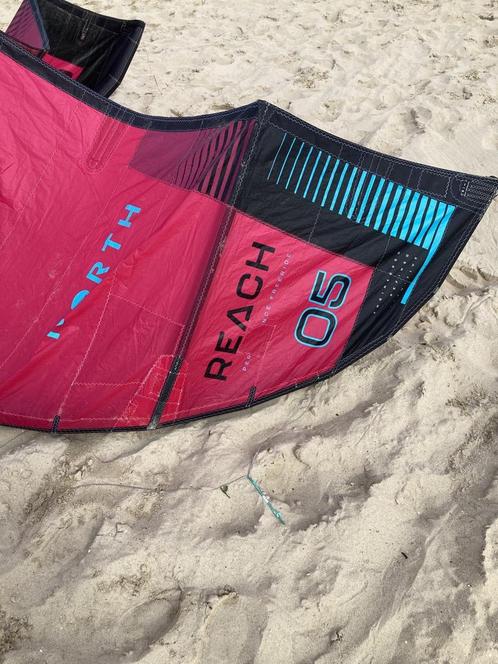 North Reach Kite 2024 Red 5, Sports nautiques & Bateaux, Kitesurf, Kite