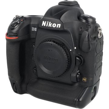 Nikon D5 body XQD occasion disponible aux enchères