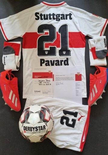 VfB Stuttgart - Bundesliga - Matchworn-Set Benjamin Pavard beschikbaar voor biedingen