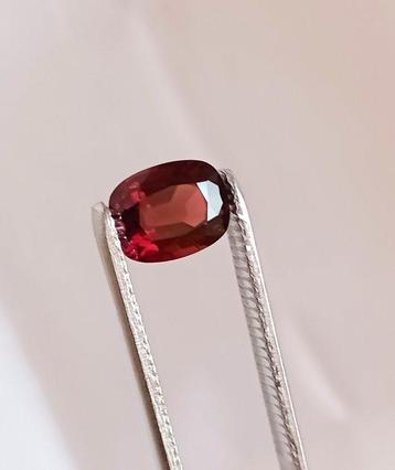 1 pcs Rouge Spinelle - 2.86 ct - Lotus Gemology (Thaïlande) beschikbaar voor biedingen