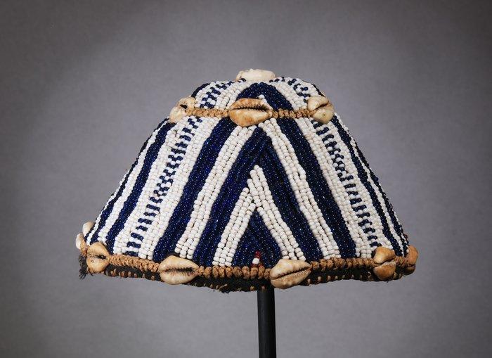 Coiffe autorité KUBA - Laket - DR Congo, Antiek en Kunst, Kunst | Niet-Westerse kunst