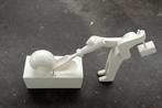Tomas Schats - sculptuur, Beitelbad/Shizel - 15 cm - Resin,