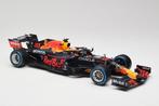 Minichamps 1:18 - Voiture de course miniature - Red Bull, Nieuw