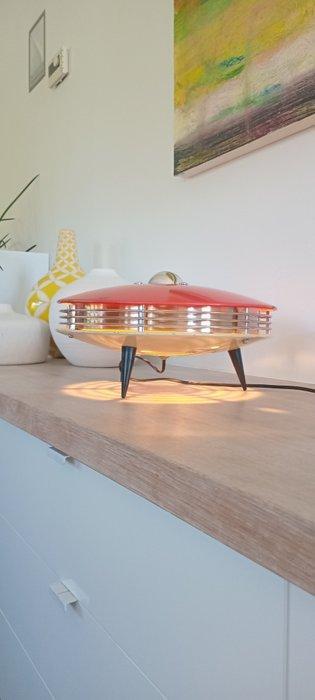 Louis Kalff - Lamp - Itho-omgebouwde kachel naar UFO-lamp., Antiquités & Art, Antiquités | Meubles | Chaises & Canapés