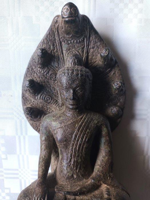 Bronzen beeld van Boeddha Muchalinda - Lopburi-periode -, Antiek en Kunst, Kunst | Niet-Westerse kunst