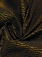 “Trama Preziosa: Rigature Cangianti in Oro Bruciato -