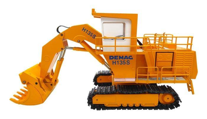 Conrad - Scale 1:50 - Model vrachtwagen - Demang H135S, Hobby & Loisirs créatifs, Voitures miniatures | 1:5 à 1:12