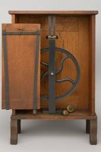 Poids Pese-personne mécanique antique – vers 1900 – bois et