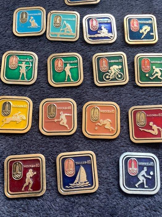 Insigne USSR Soviet Union Moscow 1980 Olympic Games badge, Verzamelen, Overige Verzamelen