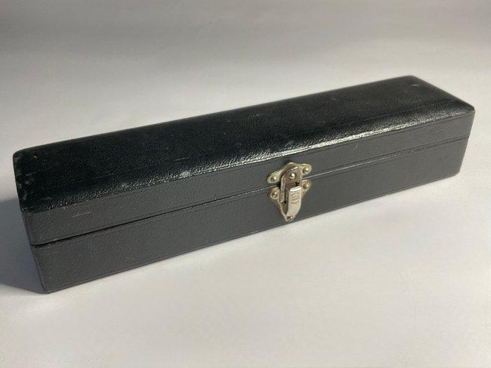 Medische apparatuur - Twee oogheelkundige instrumenten: een, Antiquités & Art, Antiquités | Assiettes décoratives & Carrelages