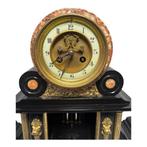 Klok en garnituur set (3) - - Verguld messing - 1850-1900 -, Antiek en Kunst