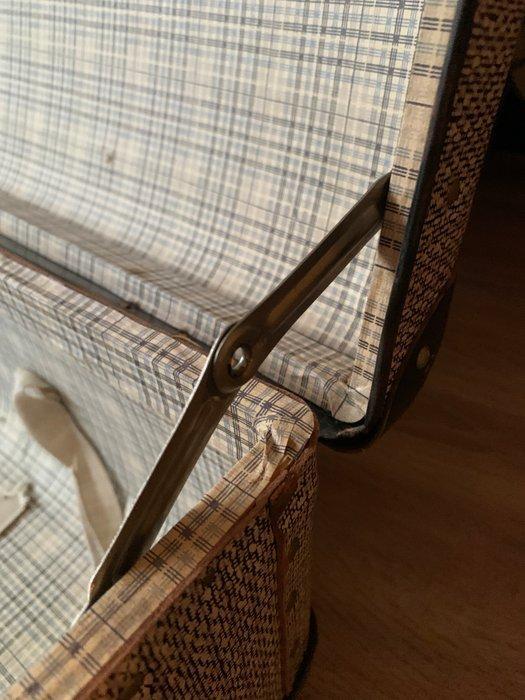 Antiek Franse Perkament koffer (Gepatineerd) - Frankrijk -, Antiek en Kunst, Curiosa en Brocante