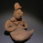 Colima, Westkust Mexico Terracotta Zittende figuur. 12,5 cm