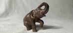 Pierre Chenet (XX-XXI) - sculptuur, LElephant sasseyant -