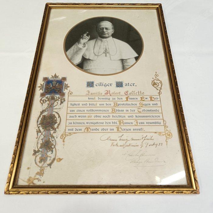 Paus Pius XI - Apostolische zegen - 20 x 40 cm - Glas,, Antiek en Kunst, Antiek | Boeken en Manuscripten
