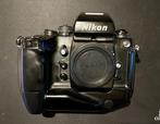 Nikon F4 + MB-21