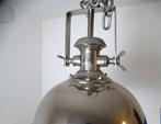 Équipement industriel - lustre - Pays-Bas - Suspension