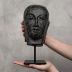 Statue, NO RESERVE PRICE -C- Javanese Buddha Head on a, Antiek en Kunst