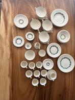 Wegdwood - Tafelservies (63) - Stratford - Porselein