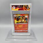 Graded card - CHARIZARD (HOLO) Tag Bolt - Graad 10 Gem mint, Nieuw