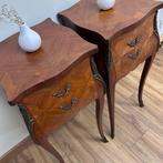 Table de chevet (2) - Noyer - Style Louis XV