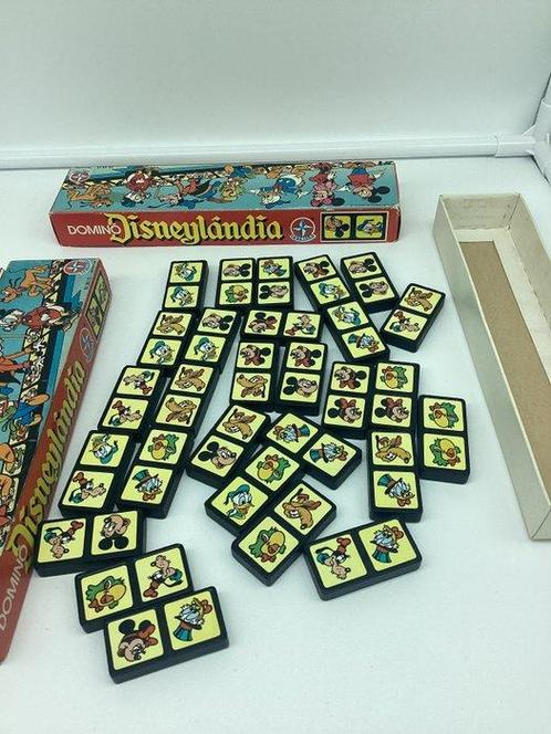 Disney - 2 Domino stenen - Disneylandia - Disneylandia, Verzamelen, Disney