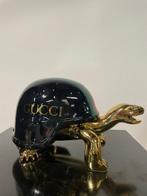 Van Apple - Fashion Desire - The Gucci Peace Turtle, Antiek en Kunst