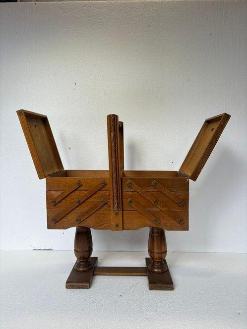 Naaidoos - Antieke houten Naaidoos op Poten – Uitrekbaar, Antiek en Kunst, Curiosa en Brocante