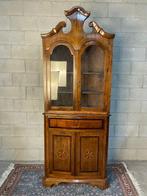 Hoekkast - Walnoot - Marquetry hoekkast